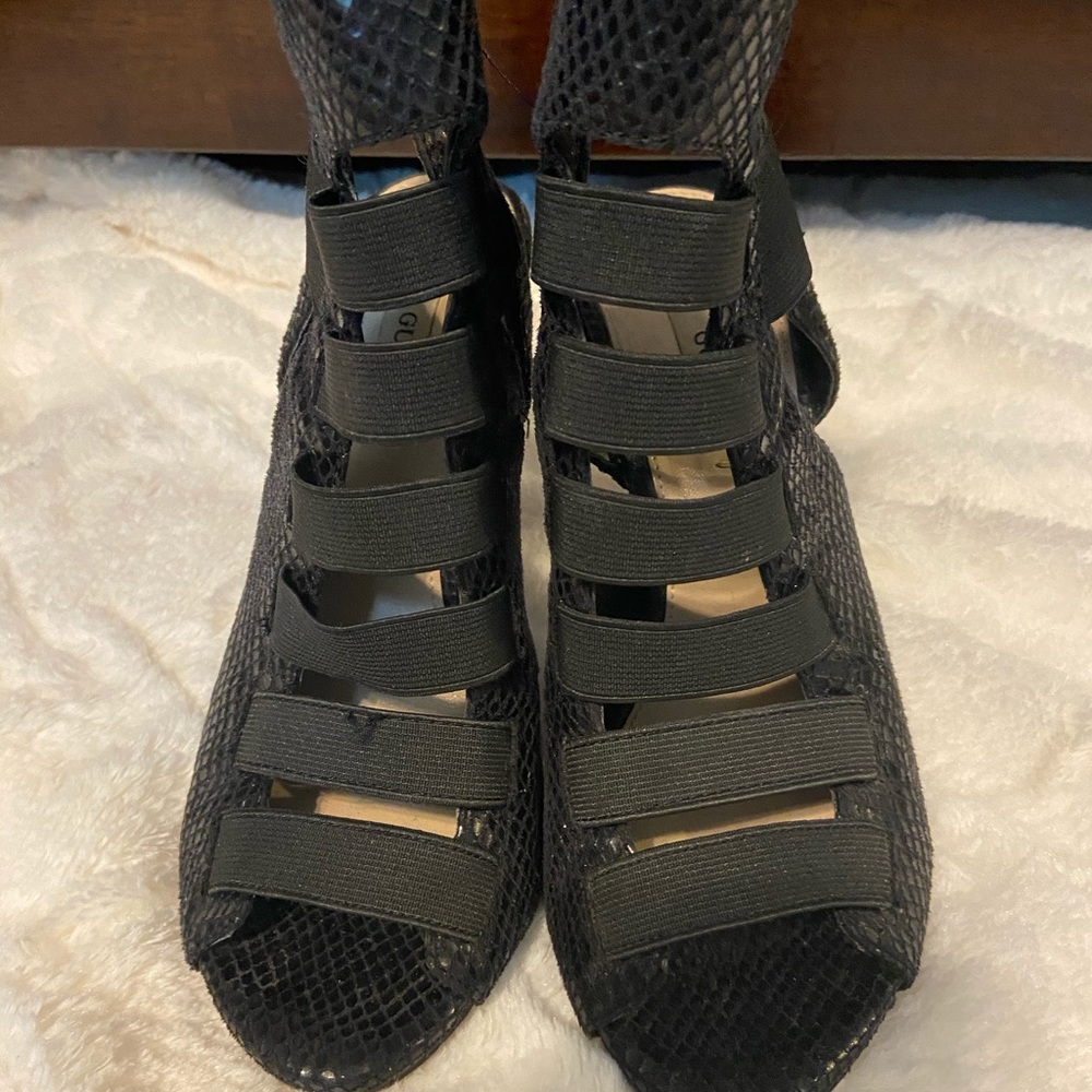 Guess Black Heels